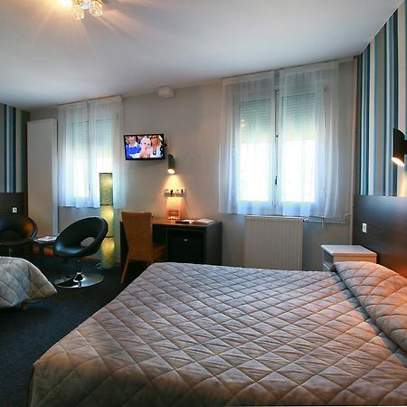 Hotel Panoramic Bagneres-de-Luchon Bagian luar foto