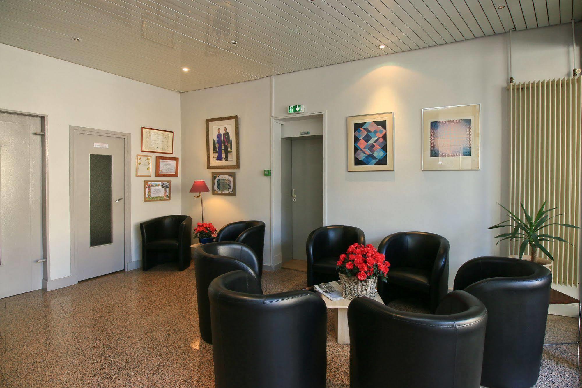 Hotel Panoramic Bagneres-de-Luchon Bagian luar foto